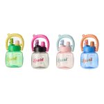 Four Seliya 850ml kids bottles with bear toppers and carry handles